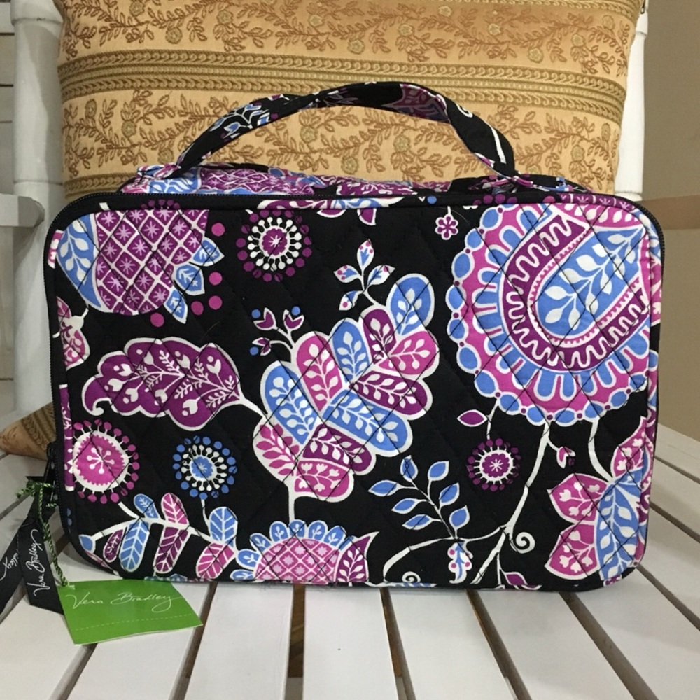 NWT $52-Authentic Vera Bradley Alpine Floral blush and brush makeup bag